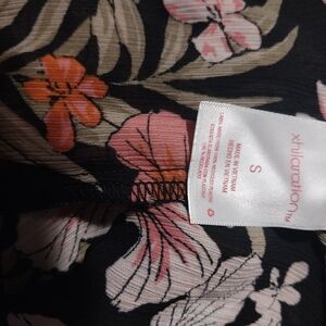 Xhilaration Floral Print Top